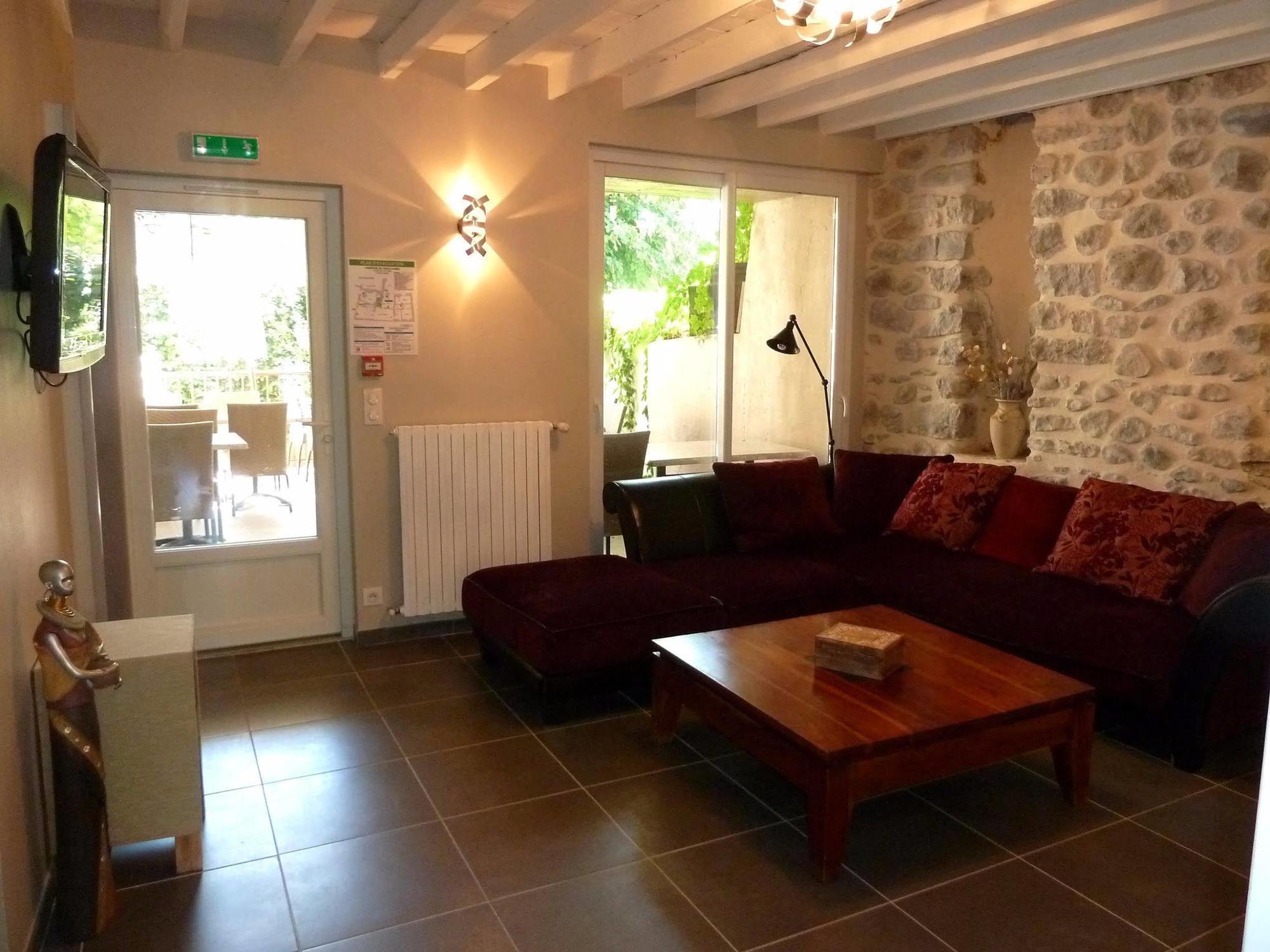 Auberge Du Vieux Lanas Logis Hotel Restaurant Dış mekan fotoğraf